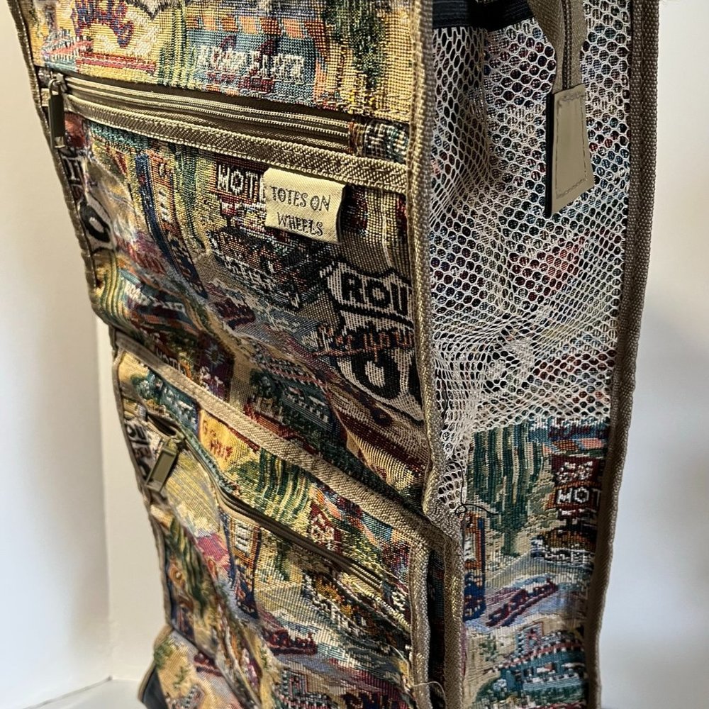 Rolling shopping bag